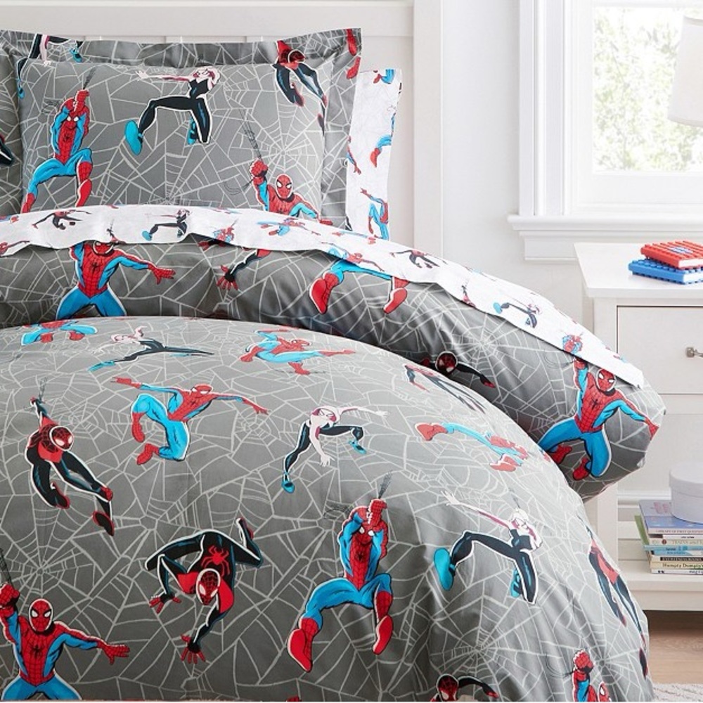 Pottery Barn Spider-Man Glow-in-the-Dark Duvet Cover & Shams - Queen Brand new